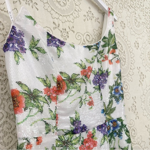 Black Halo Women's Spice Sheath Dress - Picture 6 of 14